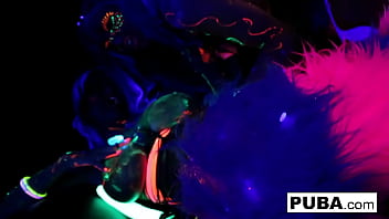 Hot Babes Lick Each Other thumbnail