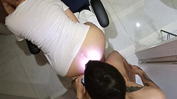 Omg la cámara del techo grabó lo que le hice a mi hermanastra