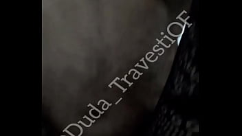 O daddy urso me arrombando quem aí curte uma sissy que se entrega para um macho da um rans cdzinhas brasil