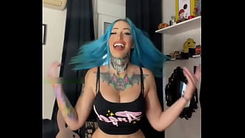 Perra caliente te pondra la verga dura