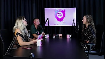 Aproveitou os nudes para monetizar fez foto se masturbando com banana e gosta de fazer atendimento mas jujube delícia sheer red Aproveitou os nudes para monetizar fez foto se masturbando com banana e gosta de fazer atendimento mas jujube delícia sheer red