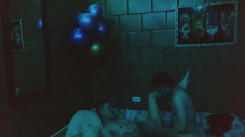 Rica culiada nocturna con mi amigo latino