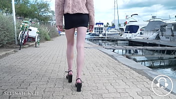 Teen in vacation gives a perfect blowjob