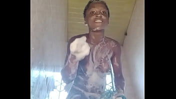 Crazybitch cleaning her body thoroughly