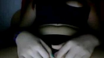 Horny sexy young girl teen playing with herself on newteencams