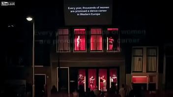 Redlight amsterdam de wallen prostitutes sexy girls