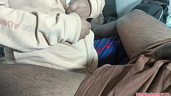 I and my boyfriend alone at home i wear clothes but don't wear bra