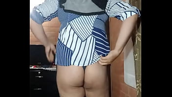 Travesti Ejecutiva Te Muestra Su Cuerpo Y Clitoris thumbnail