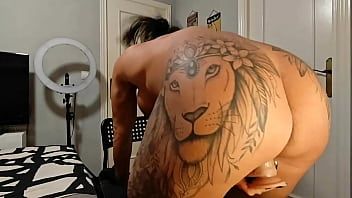 I'm the biggest bitch at warming up cocks