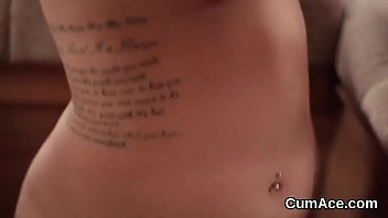 Sexy stunner gets cumshot on her face sucking all the spunk