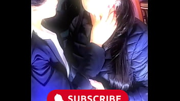 Duas putas morenas safadas se lambem e gozam sem parar