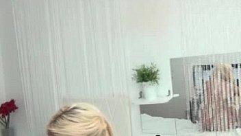 Busty Teen Blonde Dance On Webcam thumbnail