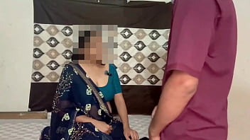 Balackmailed landlady bhabhi with her nude video then fucked her hard and got rent waived off