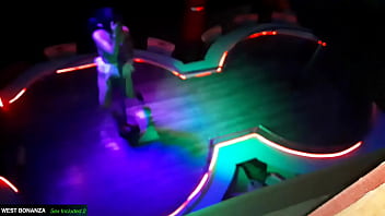 She sucks my cock i suck her pussy