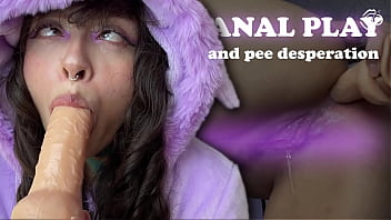 This split tongue girl can't hold anal fuck and peeing on himself with svakom toy