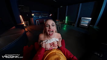 Vr horny blonde in ripped pantyhose fucks hard with joker in cosplay parody Vr horny blonde in ripped pantyhose fucks hard with joker in cosplay parody