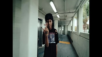 Fruity black artist sings top 5 underground Fruity black artist sings top 5 underground