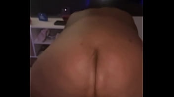 Huge Booty Going Crazy thumbnail