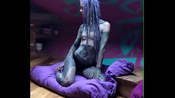 Behind the scene from my shooting with anna you wanna see more behind the scenes #inkedmodel #tat