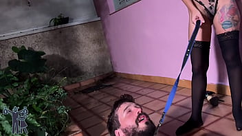 Showing the cuckolds how a goddess should treat us and what they should do to us