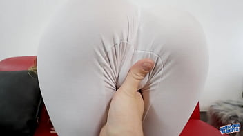 Wow puffy pussy and big ass on skinny legs heaven