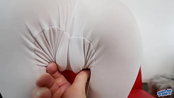 Wow puffy pussy and big ass on skinny legs heaven