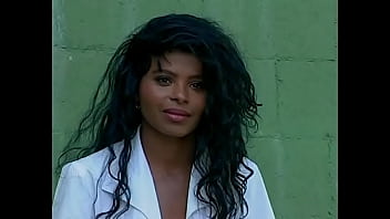 Horny brunette gets fucking and sucking outdoors