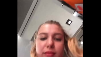 Blowjob in the locker room