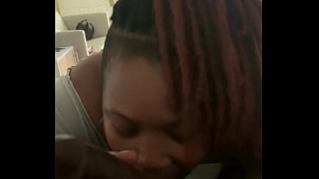 Watch her deep throat game