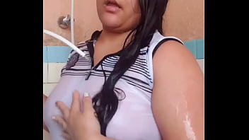 Ele ama ver meu braço molhado parte 2