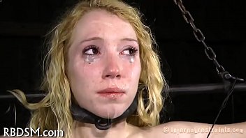 Demeaning a lusty muff