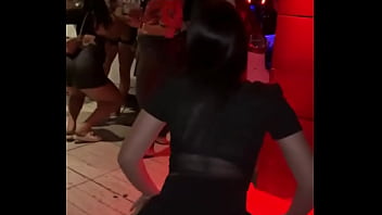 Dançar um pouco pra vcs daq