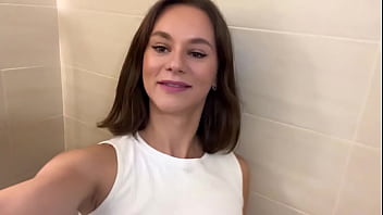 Cassiemua cute milf showing off her tits