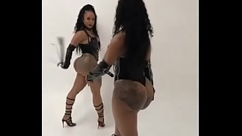 Las nalgas gemelas quieren castigo xpaja