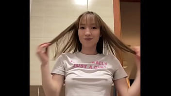 Getting ready to meet you from work ️