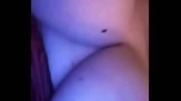 Große brüste präsentieren nur für dich