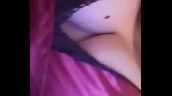 Große brüste präsentieren nur für dich