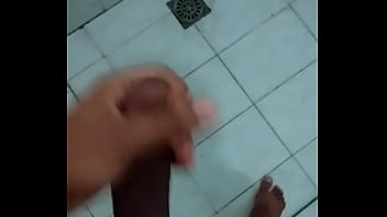 Gozando pra uma novinha que conheci