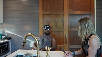 So i definitely need more girl’s nights out ⭐️ thefitfreakk2 cassiebsman