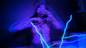 Tattooed charmer aurora anarchy receives a delightful creampie