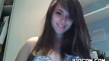 Teen having fun with her pussy on her bed wtm