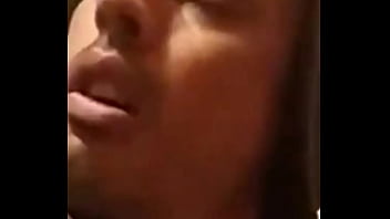 Necesito A Alguien Real Estoy Tan Cansad De Estar Tan Sol Sin Lubricante thumbnail