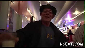 Topnotch verusha enjoys sex with playmate