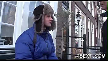 Topnotch verusha enjoys sex with playmate