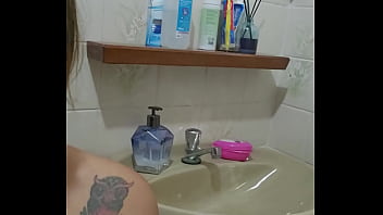 Abre a boca que eu quero mija