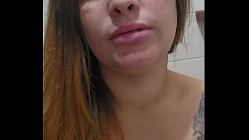 Abre a boca que eu quero mija