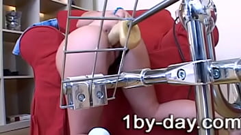 Perfect beauty slobbin the knob