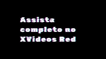 Usei um consolo preto na bucetinha pra gozar