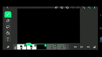 Mulher transando com povo
