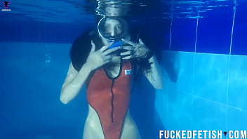 Skinny helen diving mask night pool